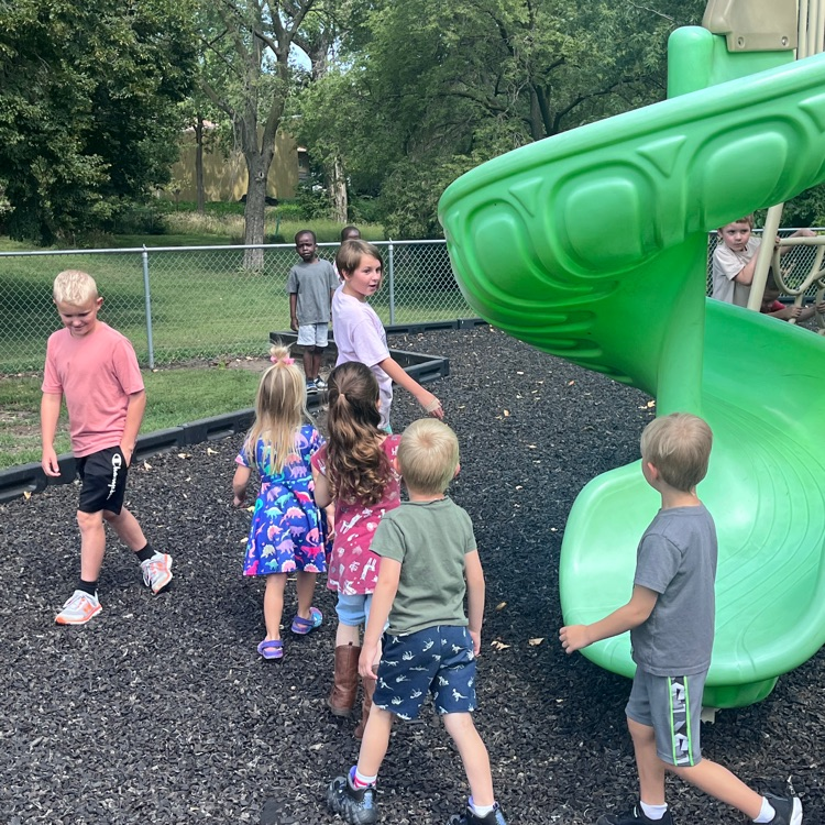 Mrs. Lukkes's 5th graders loved helping the Webster preschoolers learn the rules of the playground. 