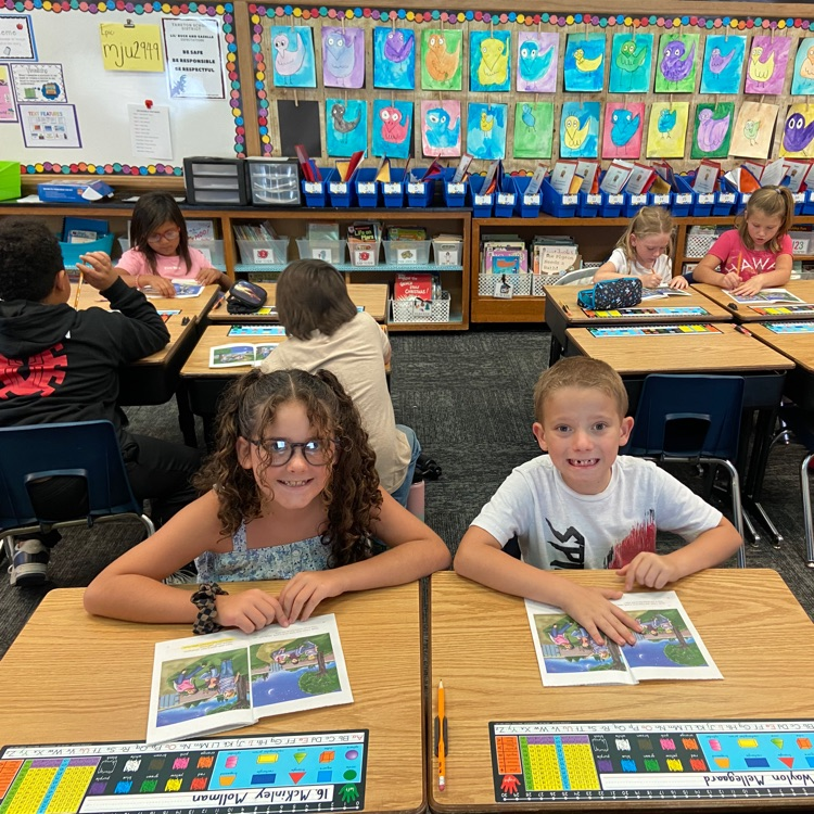 Second graders at Beadle love to partner read!